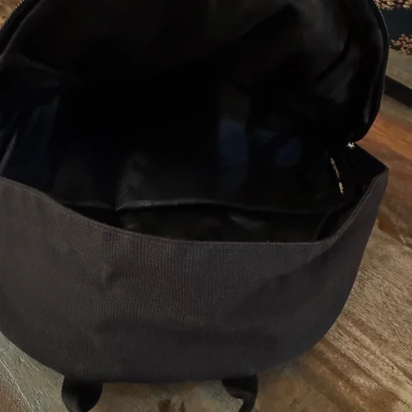 Oakley Black Backpack - Picture 4 of 4